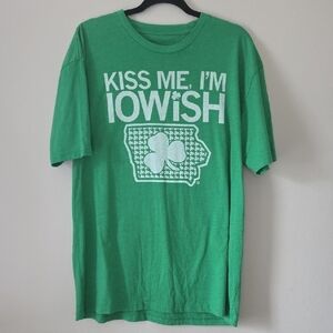 Raygun Green Graphic Short Sleeve T-Shirt. "Kiss Me I'm Iowish" XL Union Printed